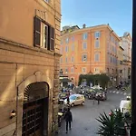 Casa Uberto 아파트